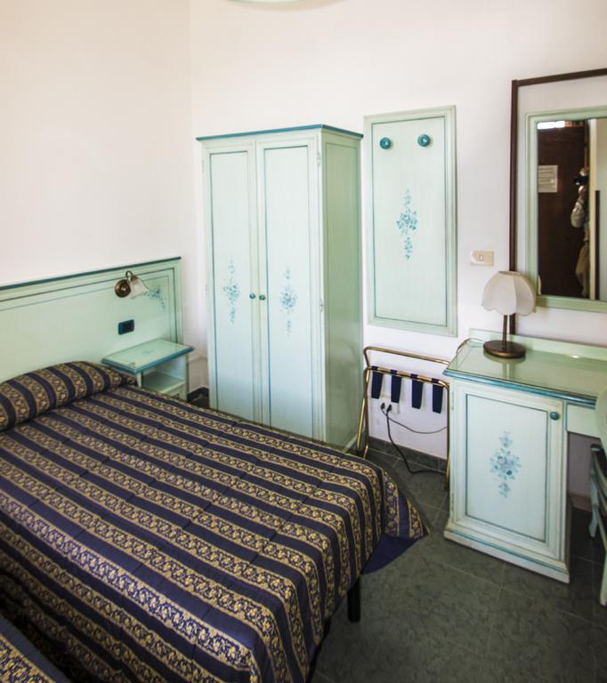 Hotel Baia Monterosso al Mare Szoba fotó